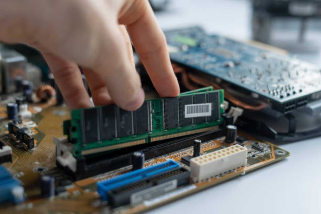 DDR3 8gB ECC Rams